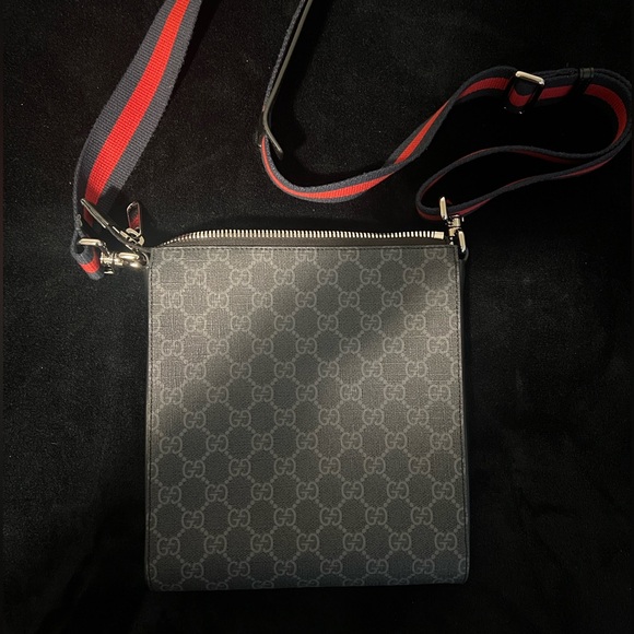 Gucci messenger bag - Picture 3 of 9